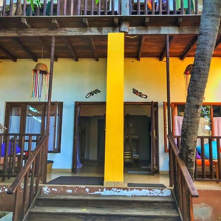 Gecko Restaurant & Rooms Baía de Arugam Exterior foto