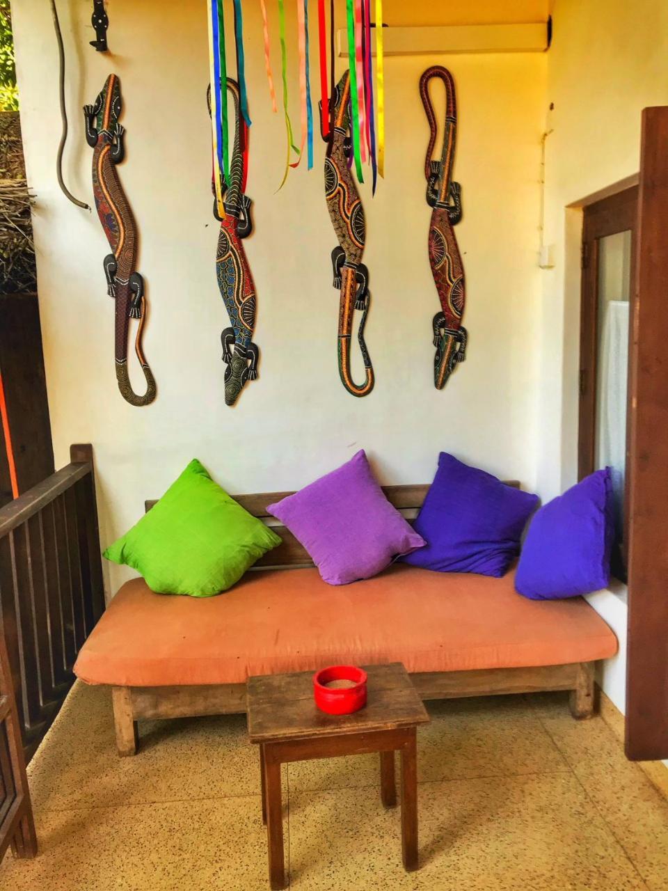 Gecko Restaurant & Rooms Baía de Arugam Exterior foto
